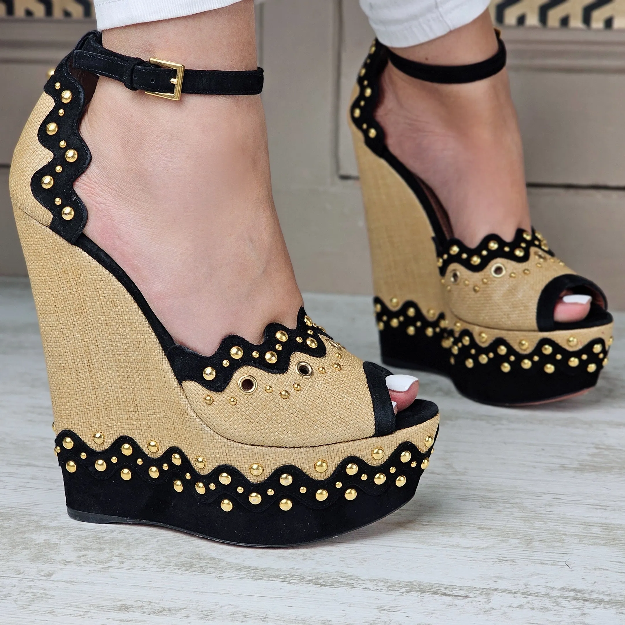 ALAA PEEP TOE RAFFIA WEDGE HEELS EU 39/ UK 6