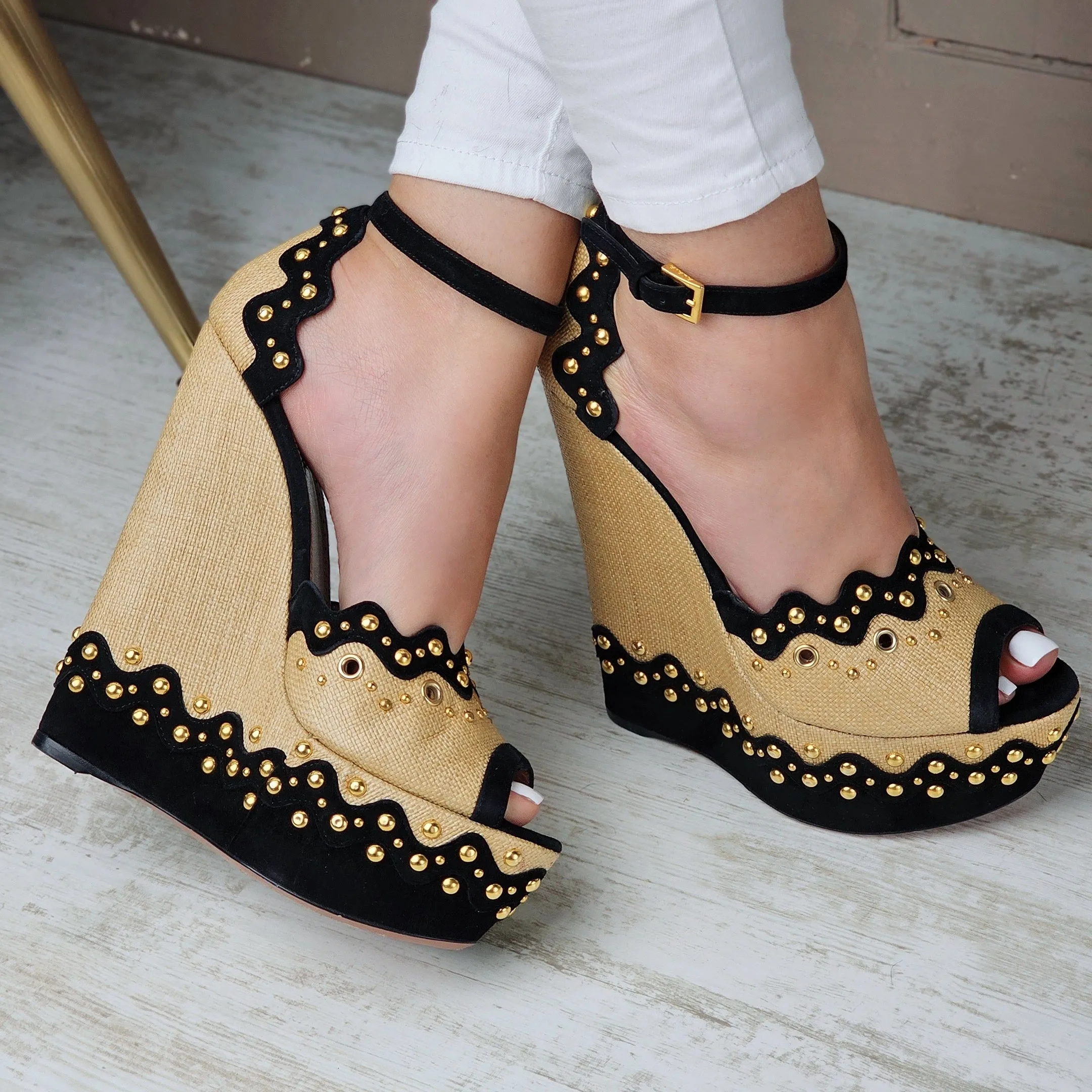 ALAA PEEP TOE RAFFIA WEDGE HEELS EU 39/ UK 6
