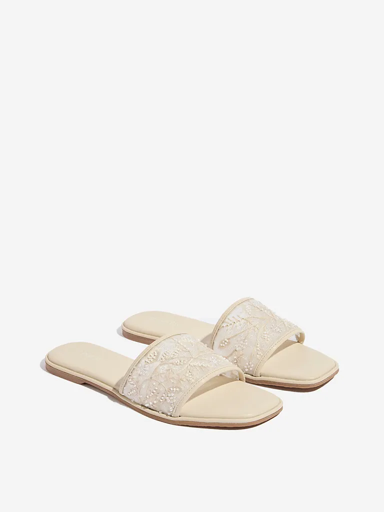 LUNA BLU Off-White Floral Embroidered Slides
