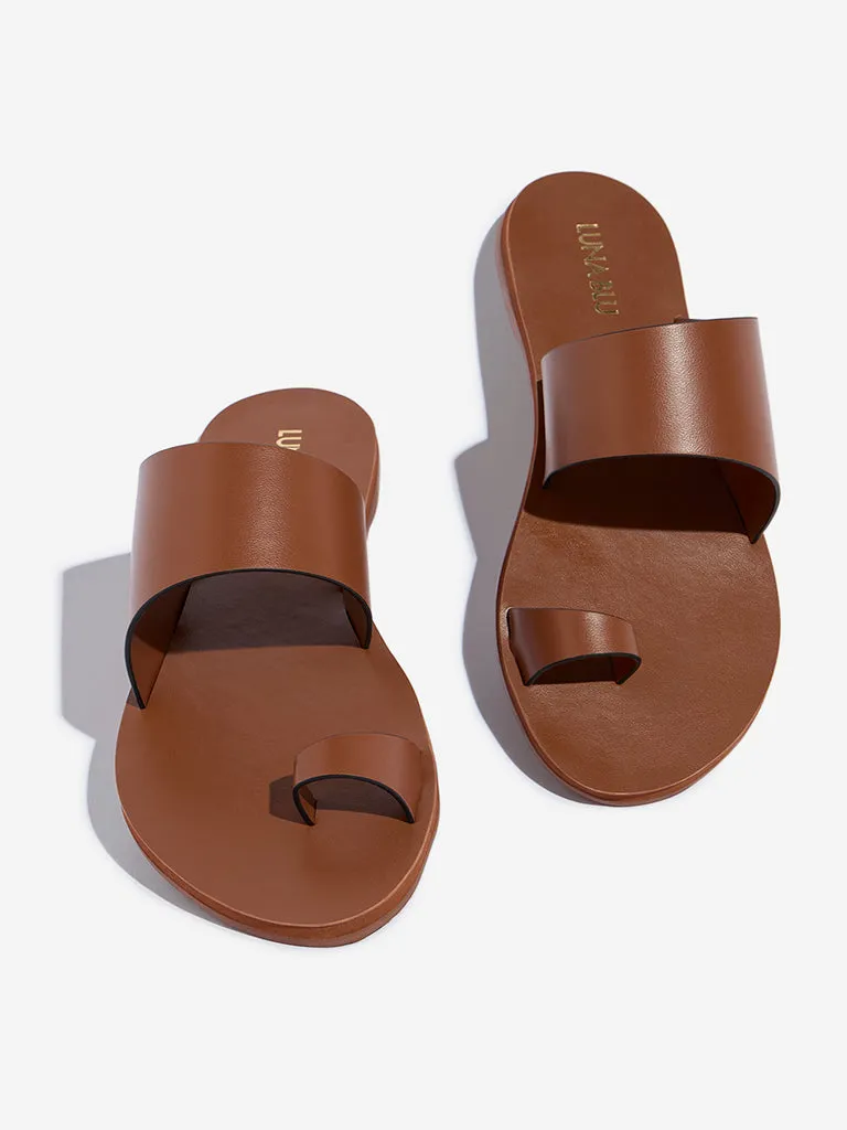 LUNA BLU Tan Toe-Ring Slides