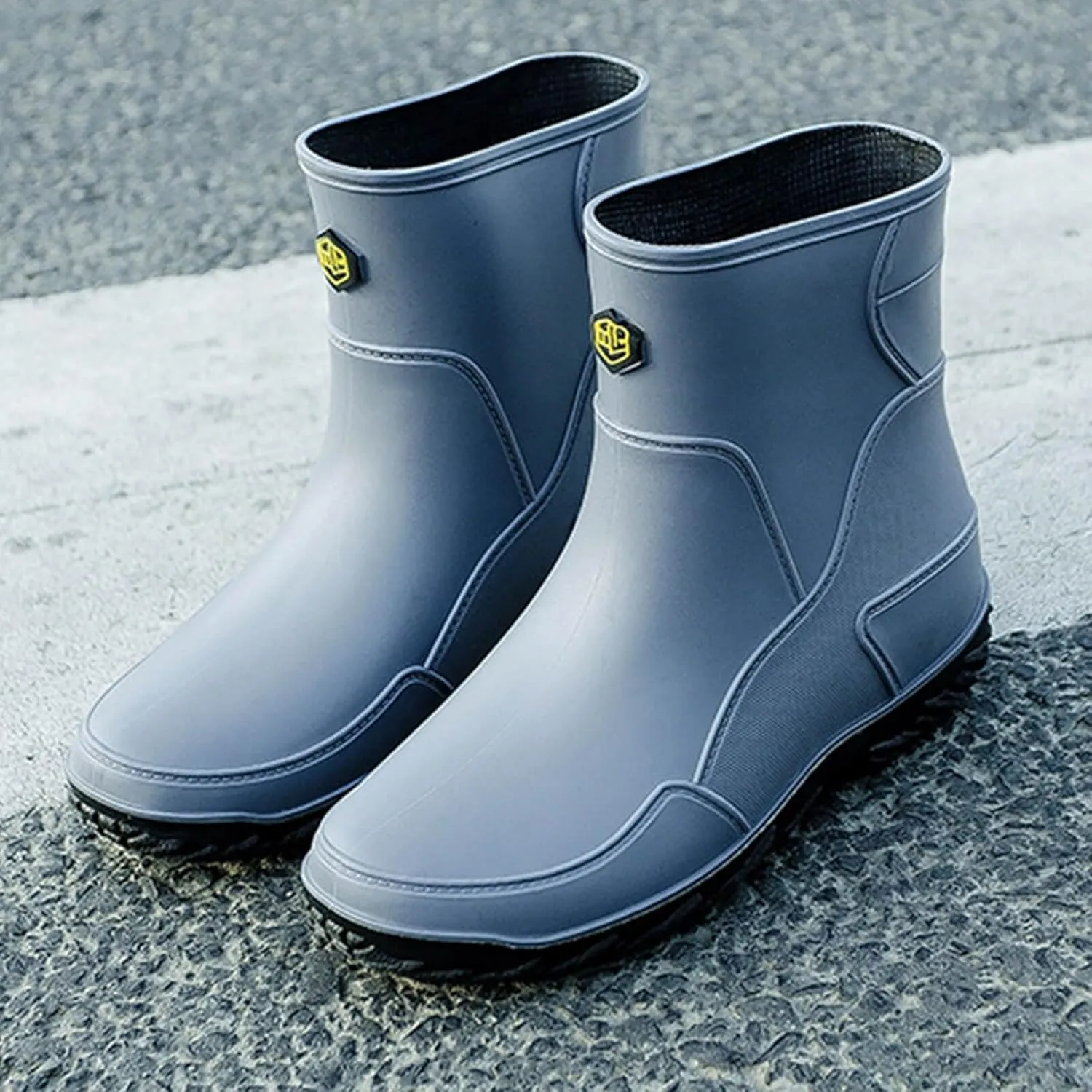 Men's rain boots, waterproof rain boots, mid-calf, fashionable outer water shoes, velvet for warmth, rubber shoes