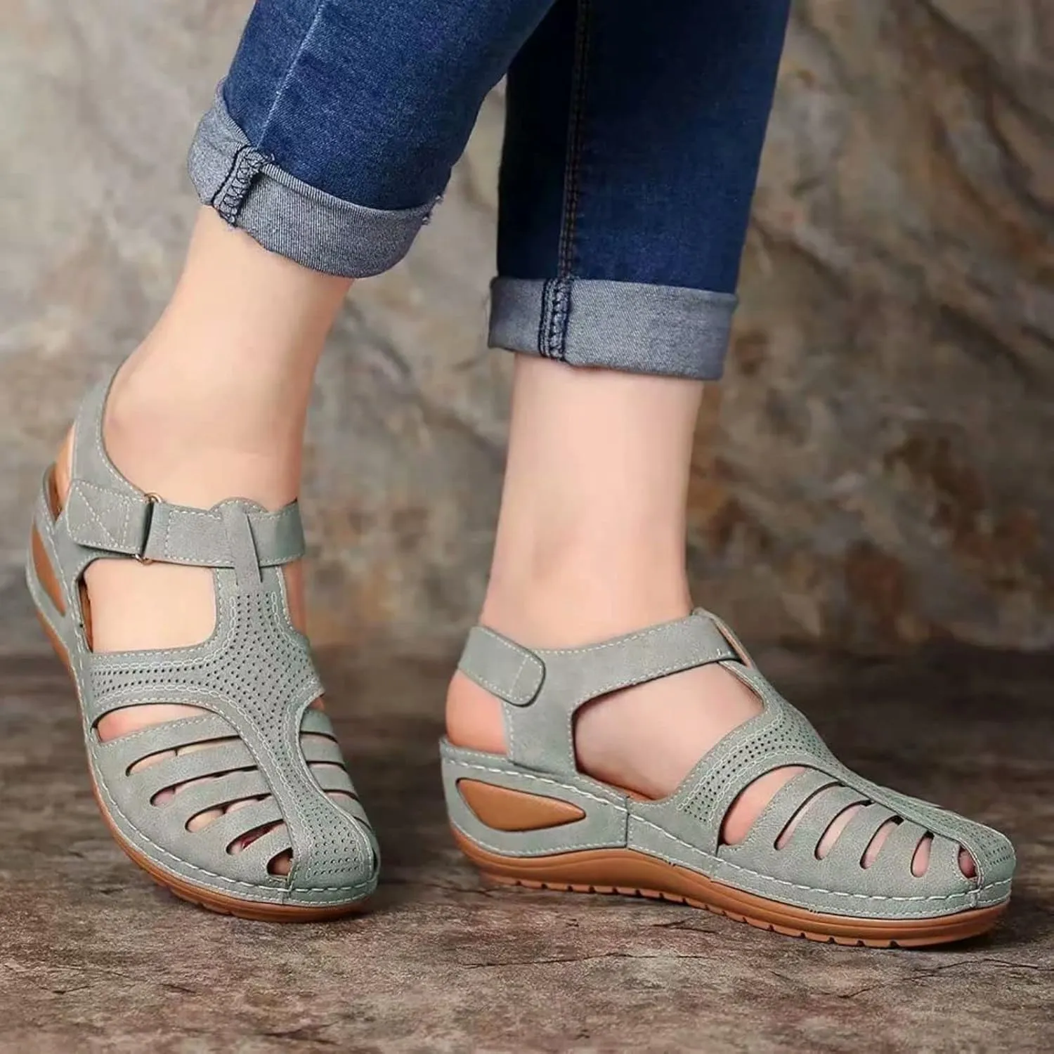 Orthopedic Sandals for Women with Arch Support Summer Ankle Strap Non-Slip Hollow Out Wedge Sandal Comfortable Closed Toe Sandals Casual Bohemia Gladiator Outdoor Wedges Slip On Walking Shoes
