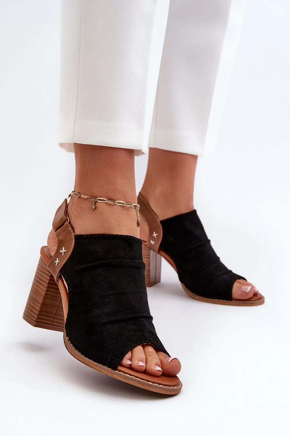 TEEK - Heeled Suede Sandals