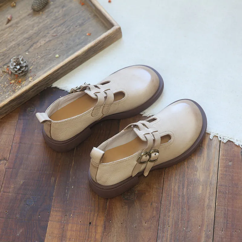 Women Retro Hollow Cowhide Leather Loafers